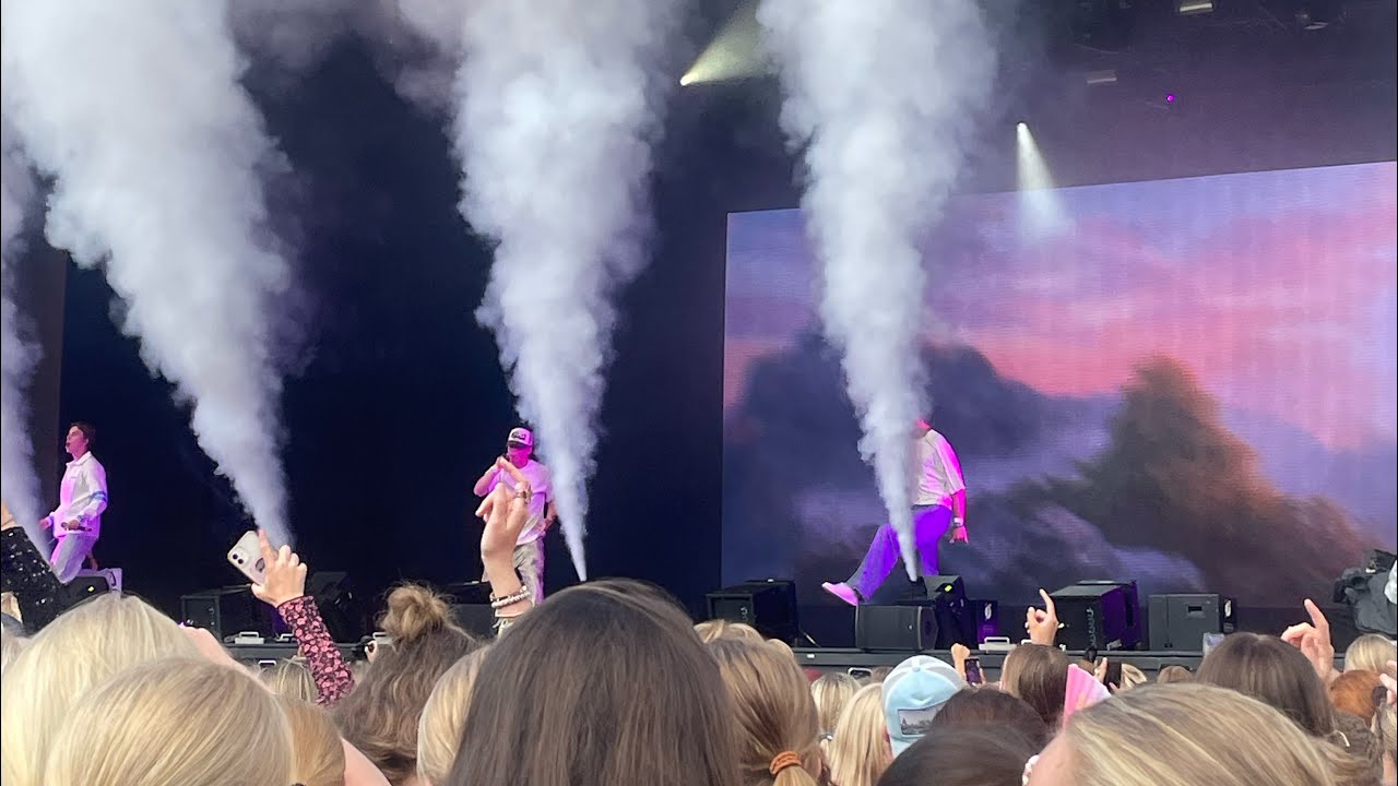 Girlsen på konsert 