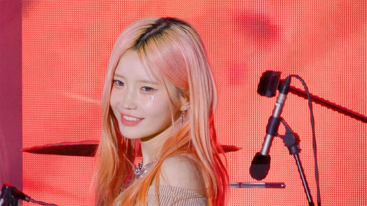 241026 프로미스나인 fromis_9 송하영 : Supersonic 무대  @ 아시아송 페스티벌 2024  | Plumia2 (4K 60p)