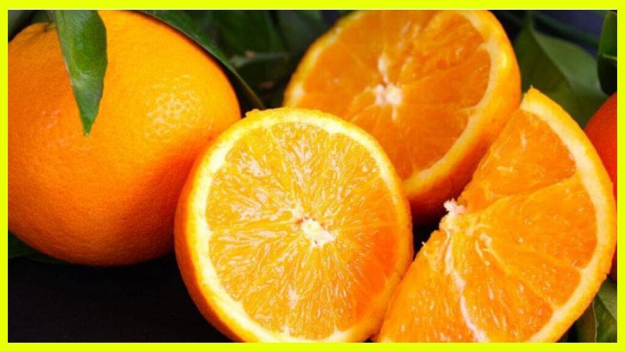 Délicieux poulet cuit au four à l’orange et au romarin