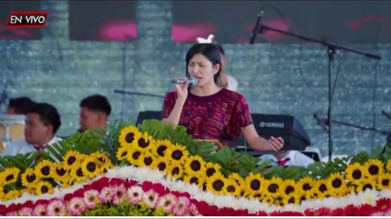 MINISTERIO UNIDOS DEL MESÍAS = DIOS ESTÁ AQUÍ  ( en vivo )