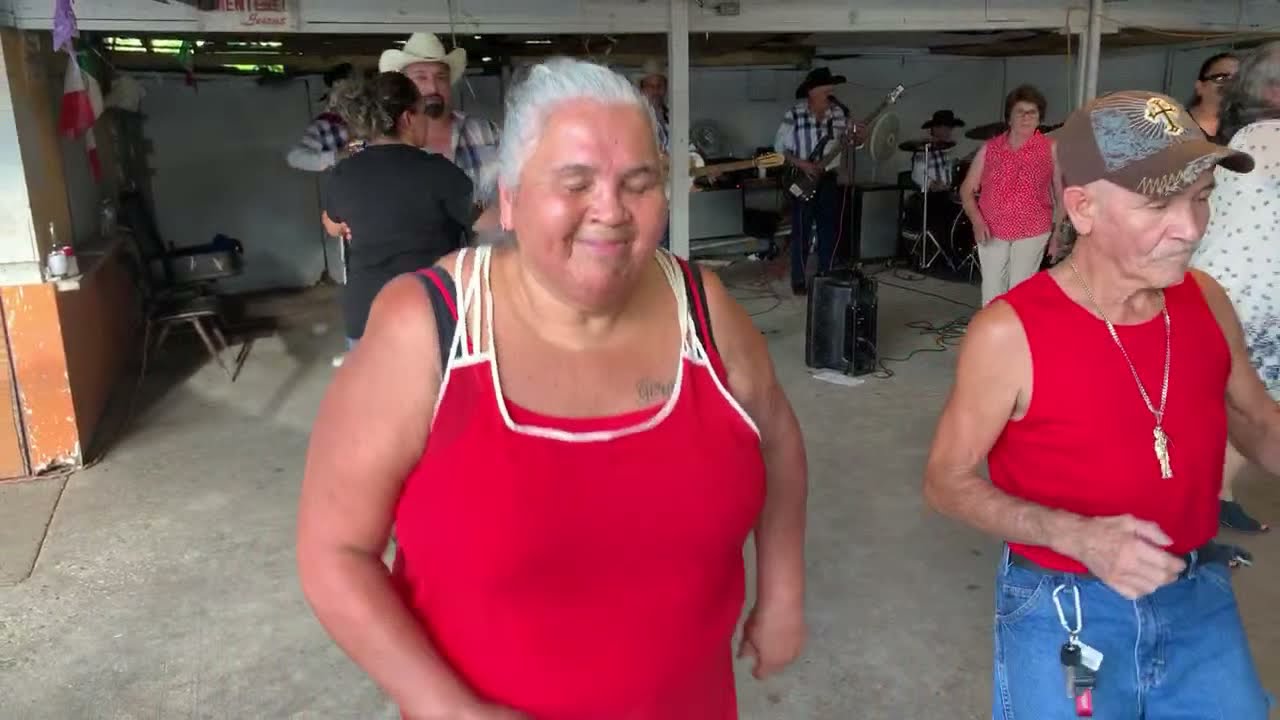 Después de La Tormenta LLega Los Bailes con Los Marineros de Reynosa