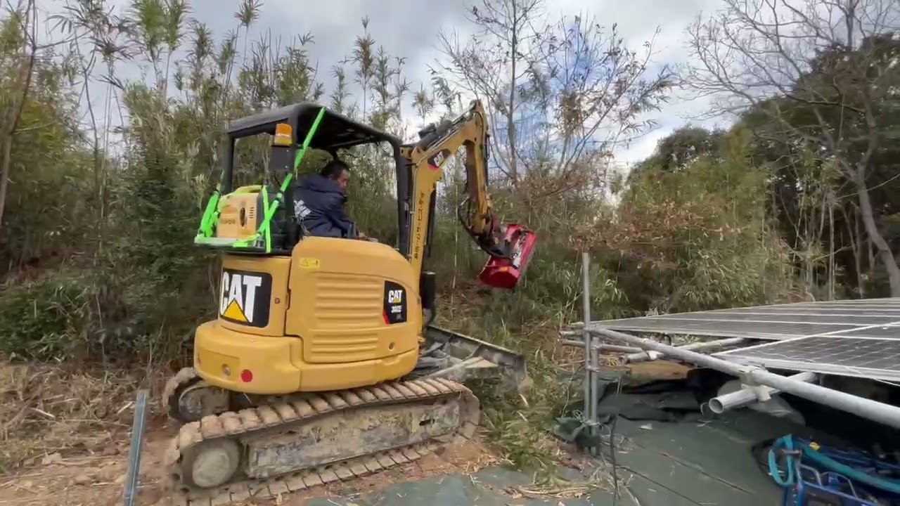 CATまたまた大暴れ！オートエース建機のハンマーナイフは本当に良いですよ！