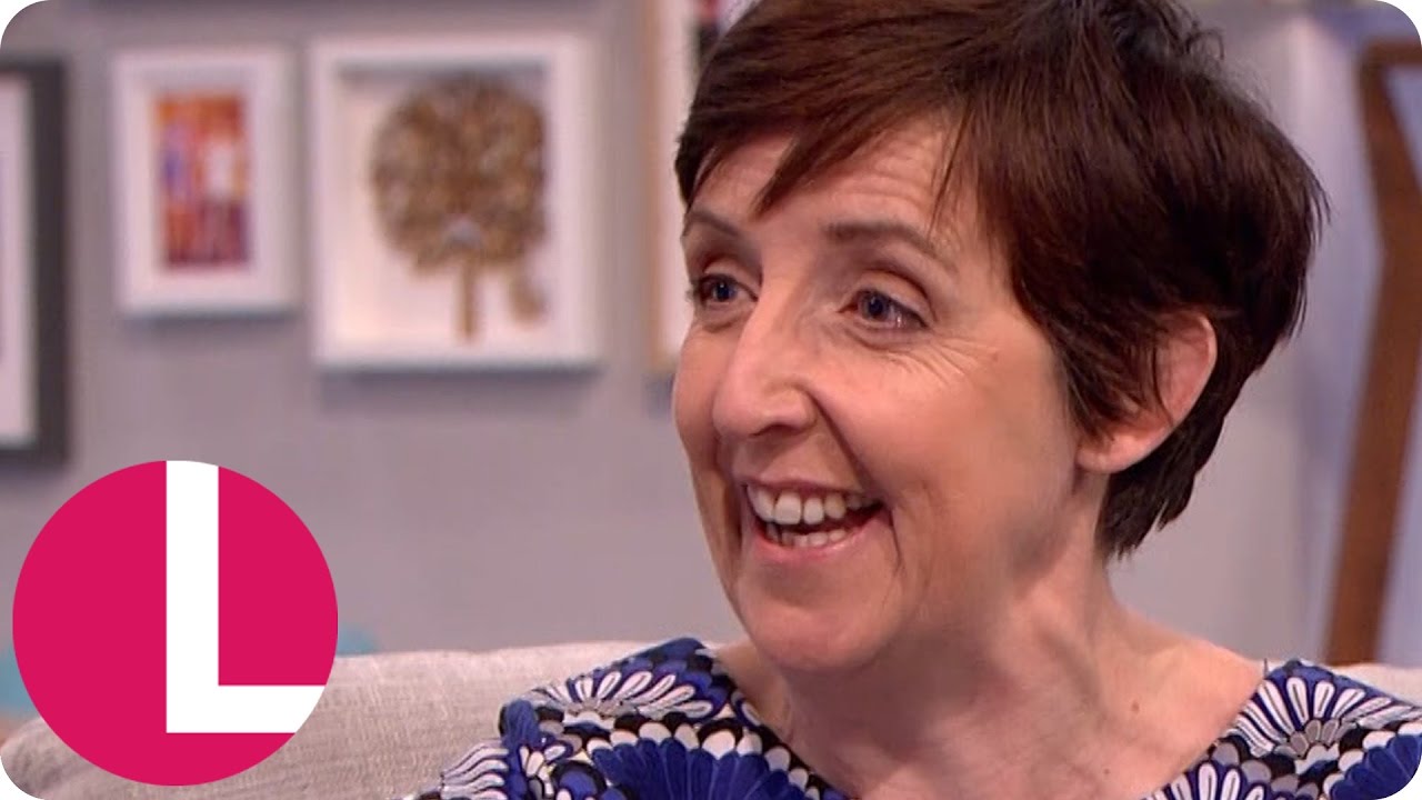 Julie Hesmondhalgh on Joining Broadchurch | Lorraine