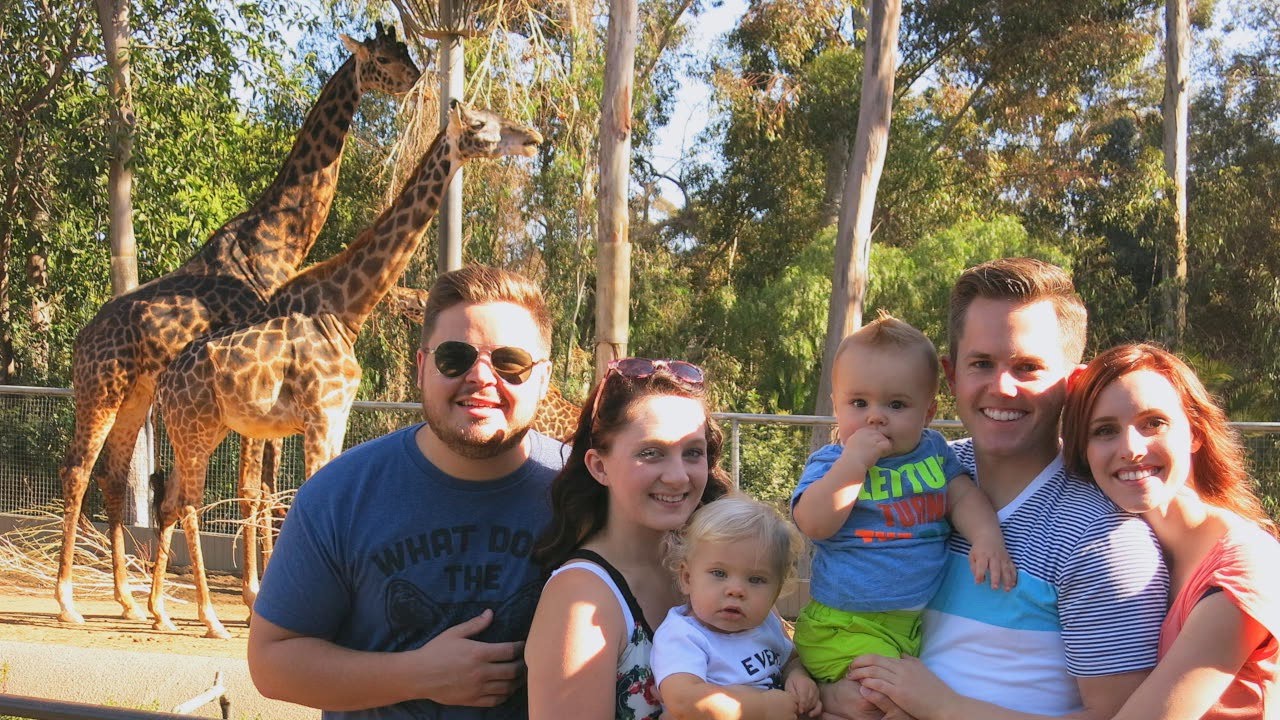 VLOGGERS IN THE WILD! (10.28.14 - Day 641)