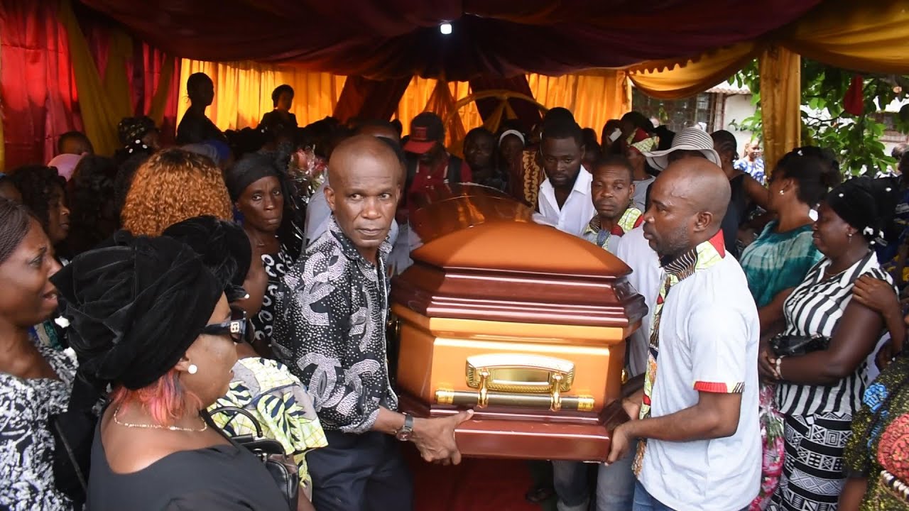 Les obsèques de Yvie Louisie NZINGOULA à Pointe Noire