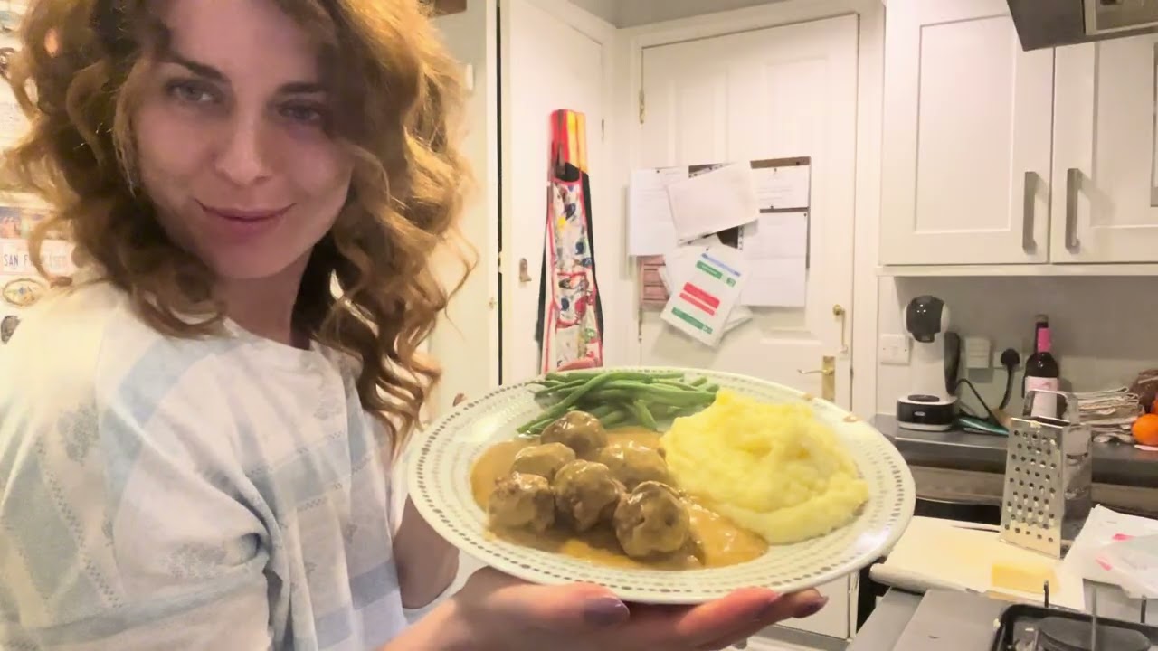 👩‍🍳 Cocina conmigo: albóndigas suecas con cremoso puré de patatas