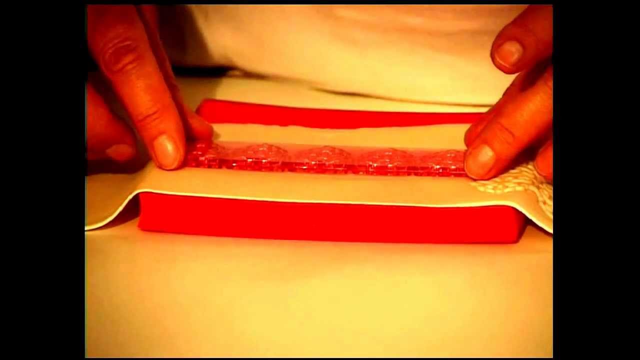 How to use the FMM Textured Lace Cutter