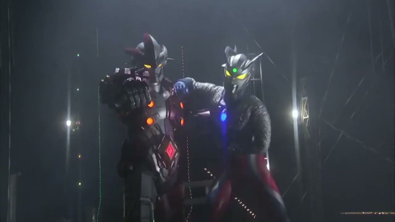 Ultraman zero is electrocuted