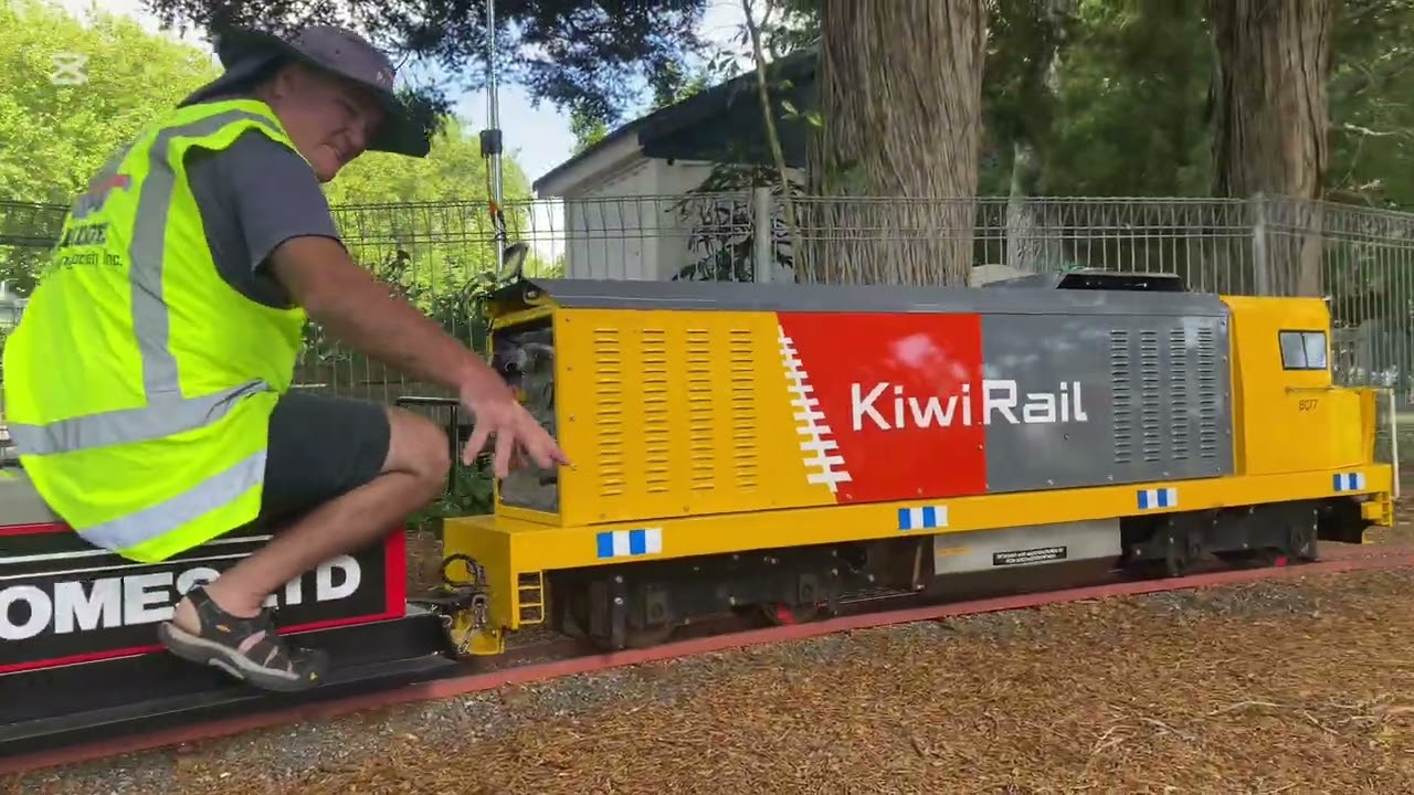Cambridge Model Engineering Society first run of 2026/ Minions express last run before sold.