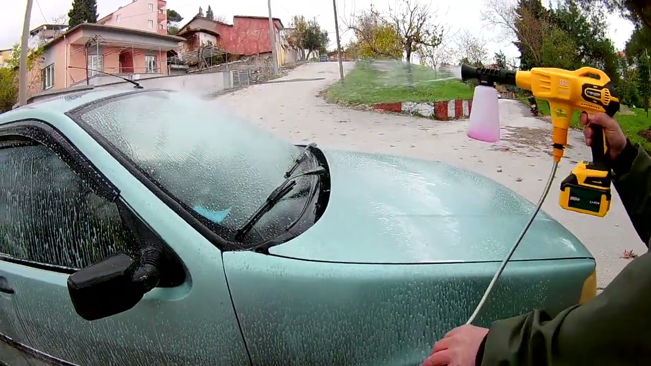 Fiyat Performans Şarjlı oto Yıkama Makinesi. Başarılı mı?