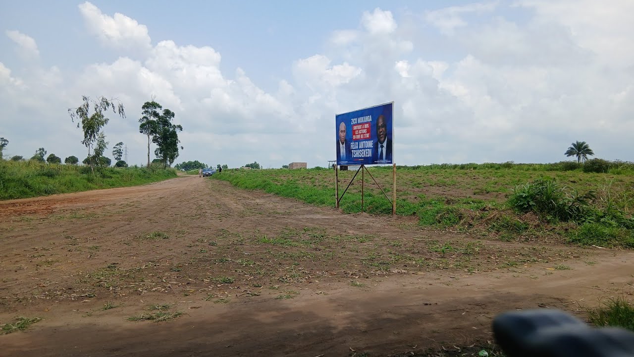 Le 17/1/2026 A  QLQ MAÎTRE de la Nvle VILLE KINSHASA KIA MONA  A MENKAO   +sieurs PARCELLE A VENDRE