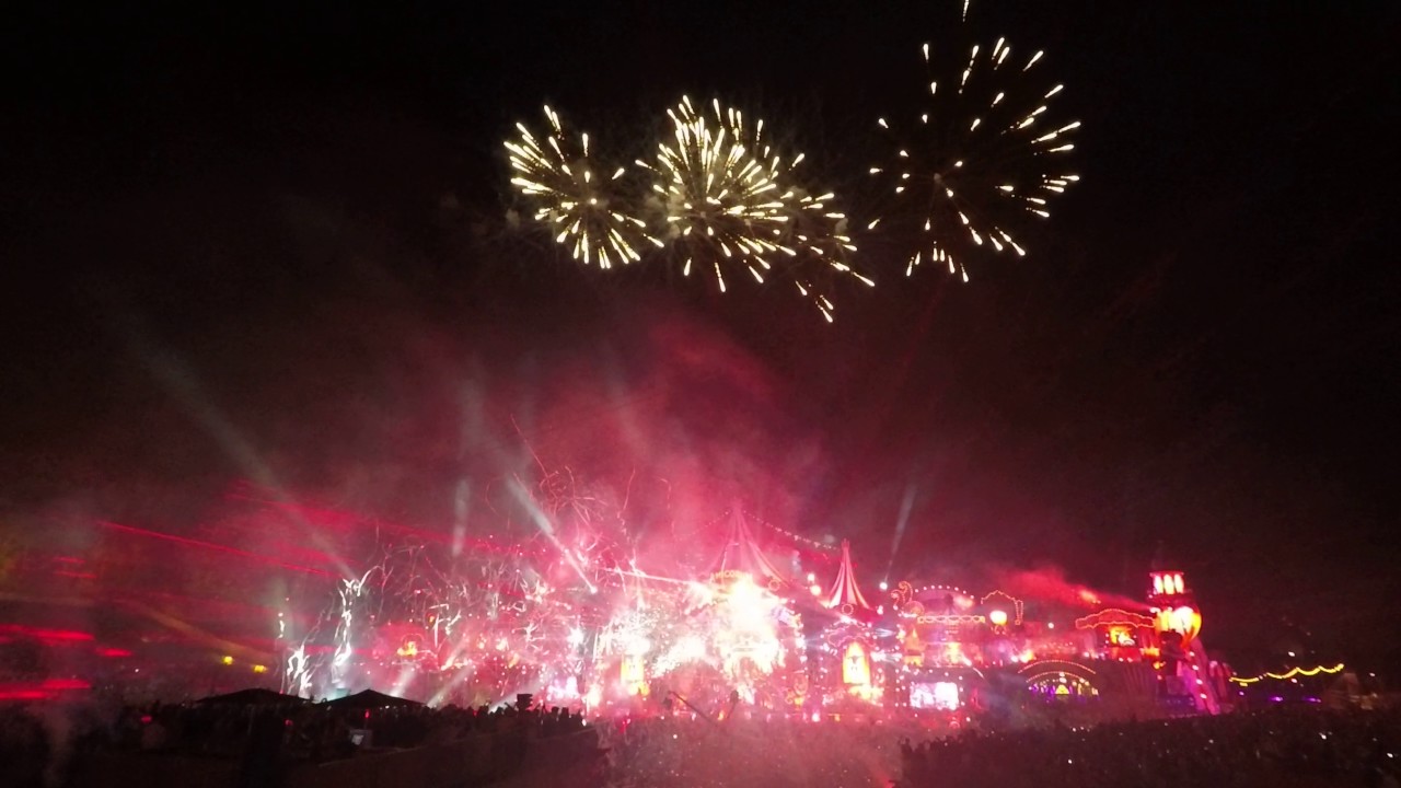 Tomorrowland 2017 Ending Show and big Fireworks
