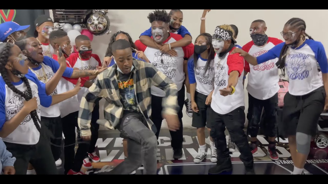 Whaattt!! Even LJ Hopped Out 4 NAVEAH‼️FOLLOW @TOMMYHOTGIRLZTV @TOMMYTHECLOWN