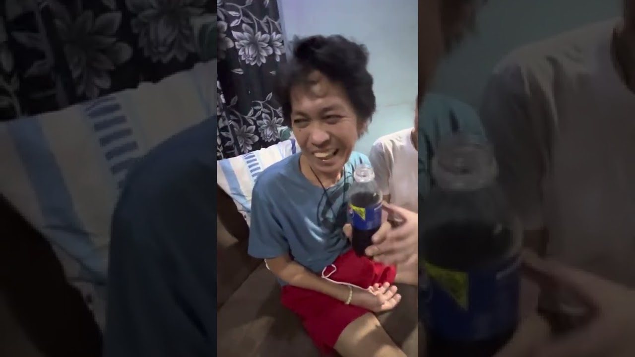 Kumukulit na c papa | Lyca Gairanod