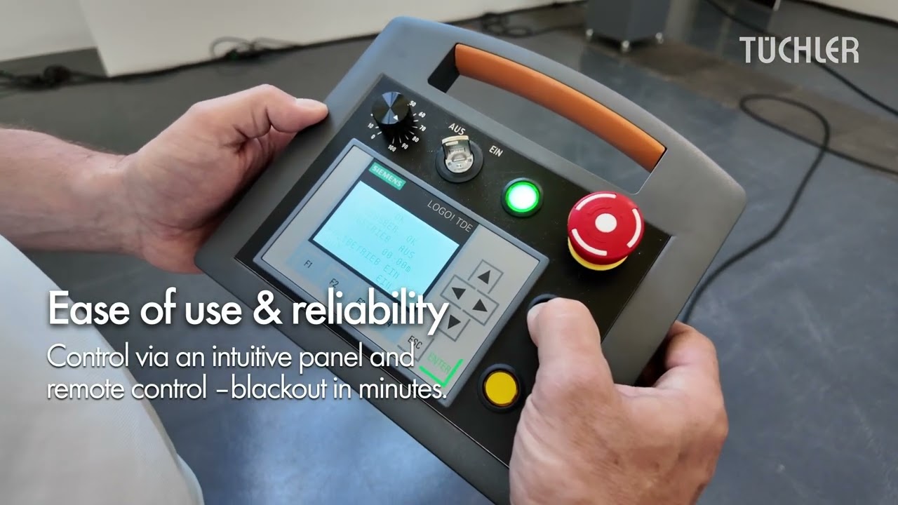 Blackout system for large glass façades | Stadthalle Bielefeld | TÜCHLER