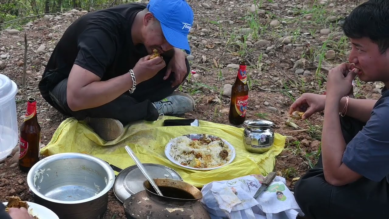  Holidays season outdoor Jungle me mutton with beer party