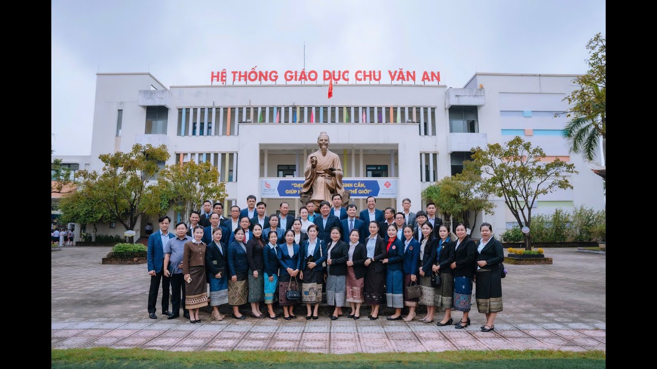 CHƯƠNG TRÌNH GIAO LƯU VIỆT   LÀO TẠI TRƯỜNG CHU VĂN AN
