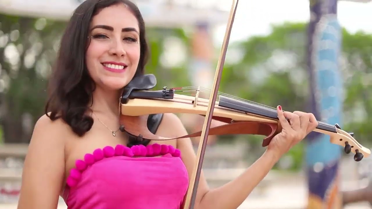 Barbie Girl - Aqua - Cover Sax Violín (Paola Tahishi, Eliuth Sax)