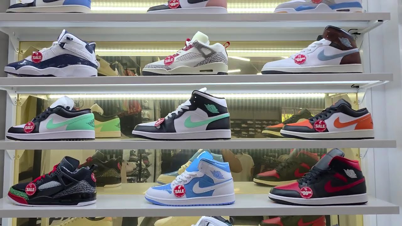 Nike Factory Store. Gilroy Factory Outlet, CA
