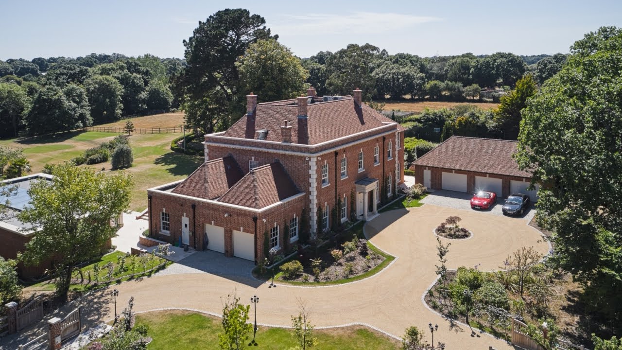 Inside a Luxury Georgian-Style Manor House in the New Forest, Hampshire