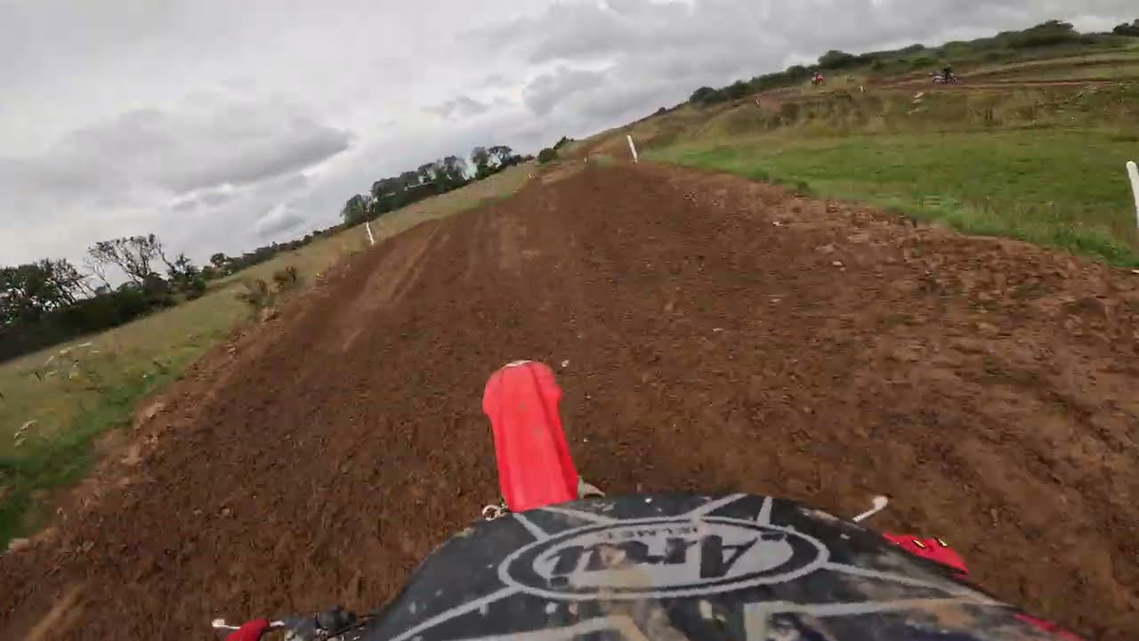 CR250 at Cheddar Motopark