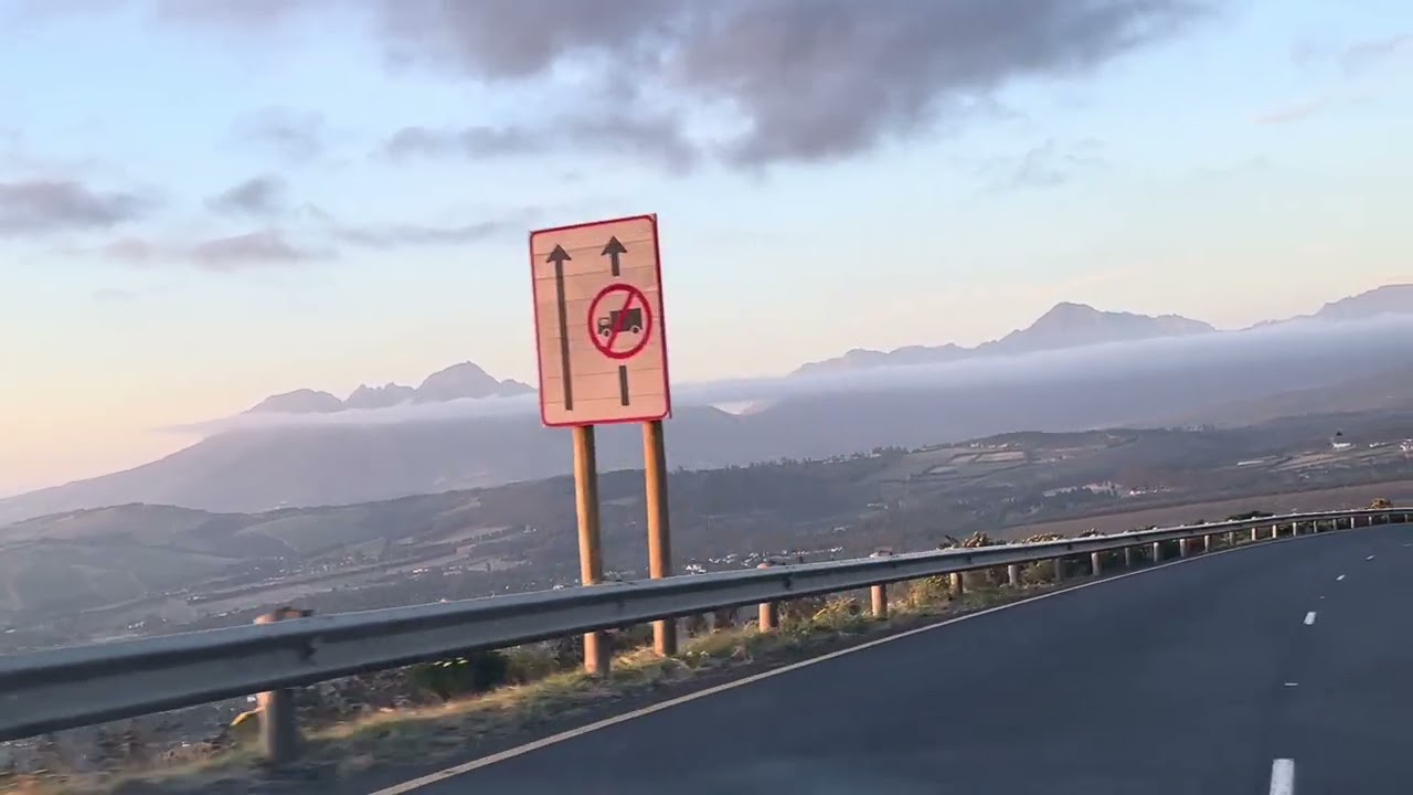 Sir Lowry's pass: where beauty and history merge