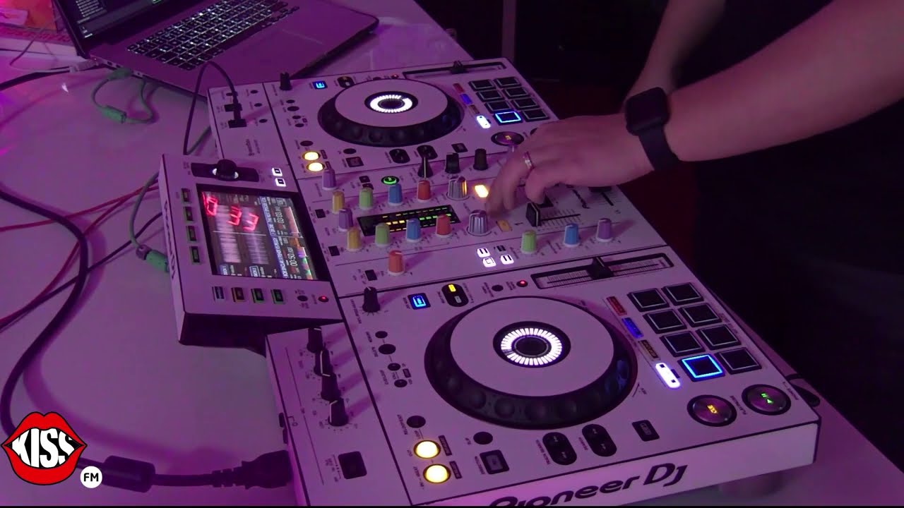 🔴 DJ SPEED  - KISS KISS IN THE MIX 2023 (LIVE) 🔴