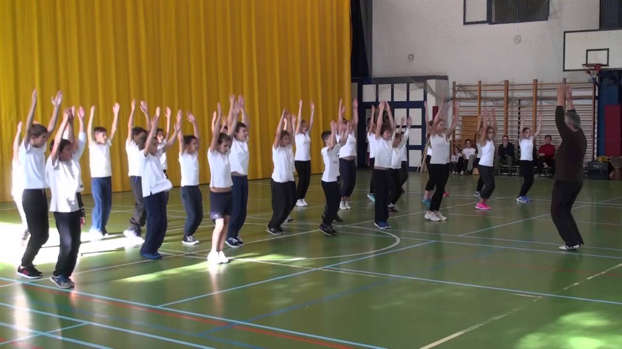 Waldorf Fészek Iskola Botmer előadás Ottó 5  esek 2015 10 03