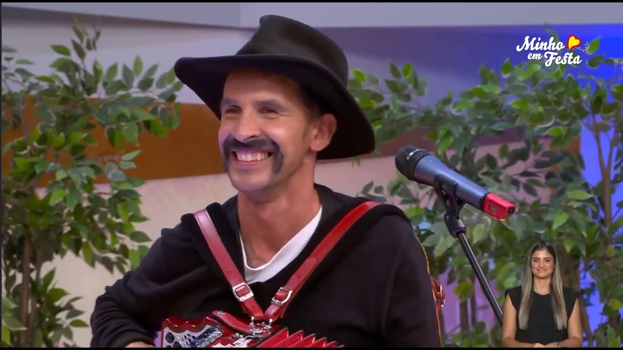 Ninguém conseguiu para de RIR :) com Ruizinho de Penacova nesta Desgarrada :)