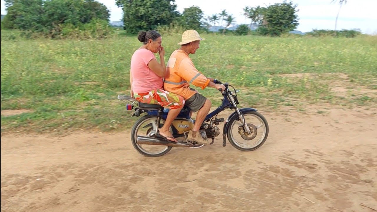 Bastidores  !! Seu Mané comprou uma moto pra A Dona Dúceu !!