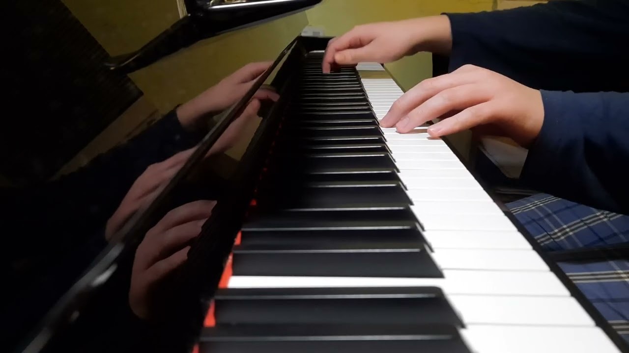 4. Menuet - J. S. Bach