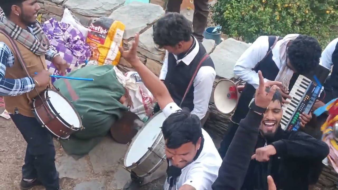 अज्जू भाई के थकने पर // अज्जू भाई के चेले ने बजाया बैंड // like comment share 💗