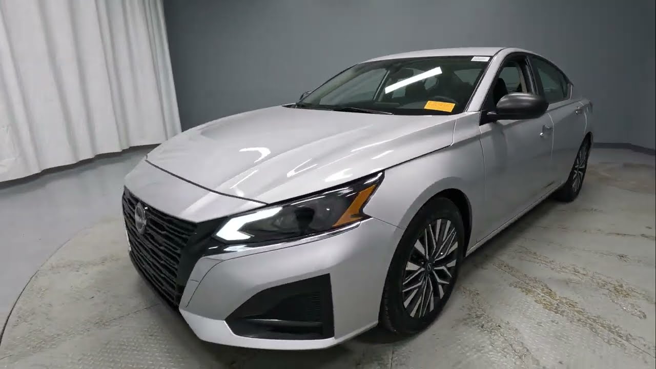 Used 2024 Nissan Altima 2.5 SV Car For Sale In Columbus, OH