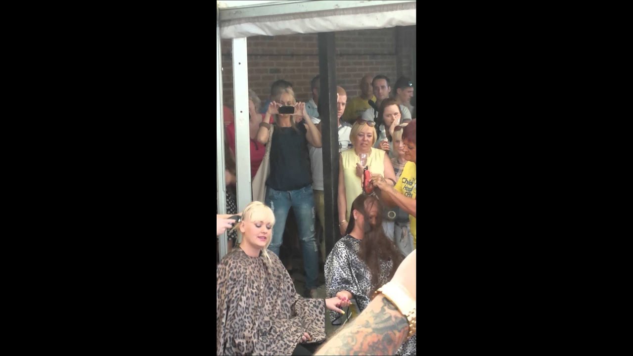 kirsty & lindsey robinson head shave for charity