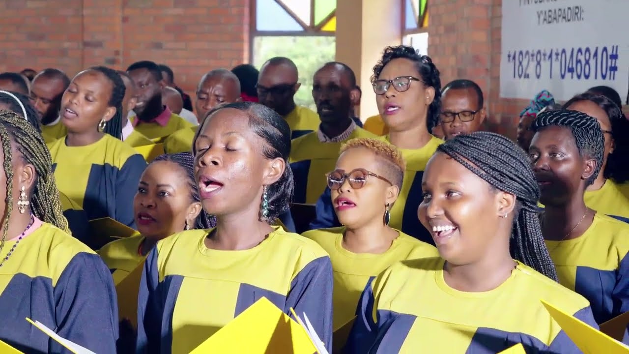 MISA Y' UMUGANURA by Chorale FIDELIS_ Kagugu