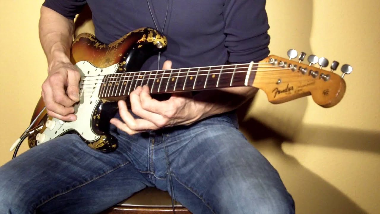 Crunch Guitar Sound with a Fender Stratocaster New