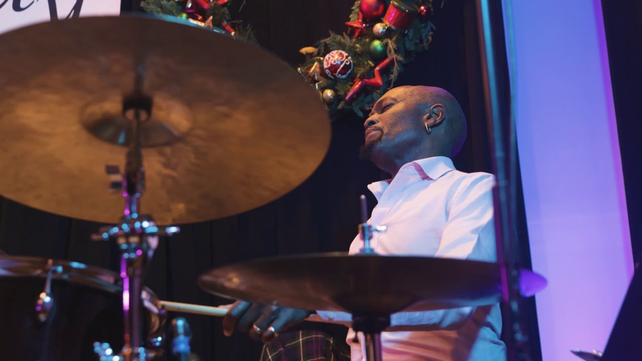 Tim Warfield feat. Clarence Penn - Little Drummer Boy
