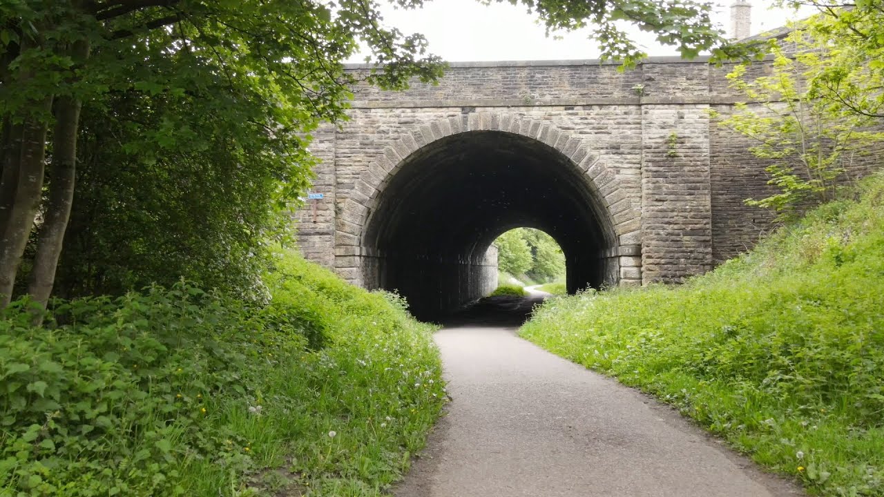 28/May/2021. Low Moor and walk to see Mother.
