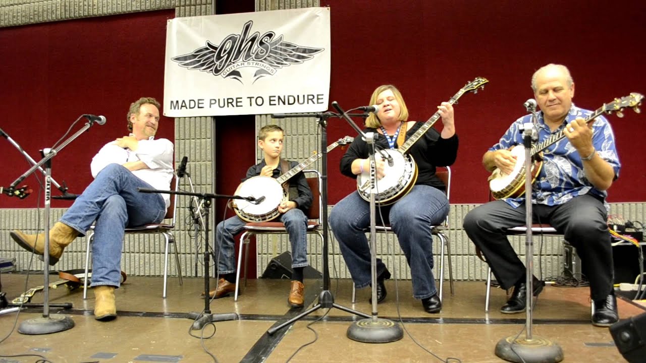 THE PRISONER'S SONG performed by GENA BRITT & PETE WERNICK @ IBMA 2012 BANJO MASTER'S WORKSHOP.#3