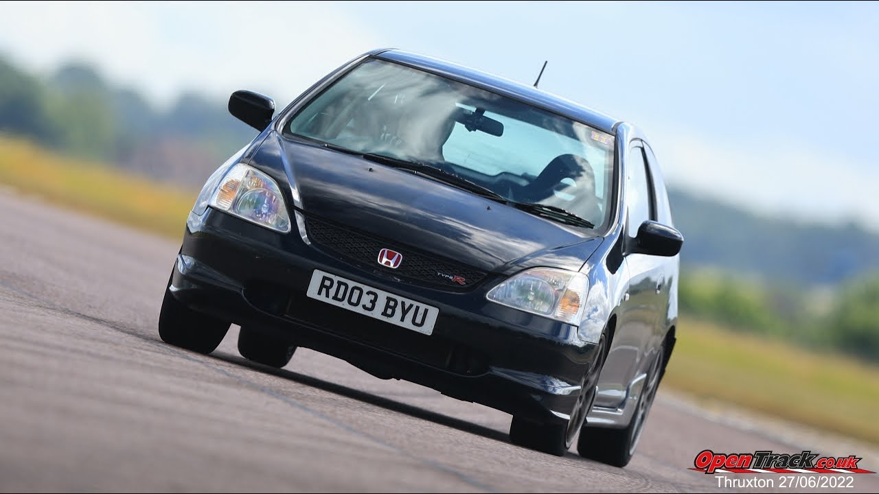 My first trackday at Thruxton Circuit 27/06/2022
