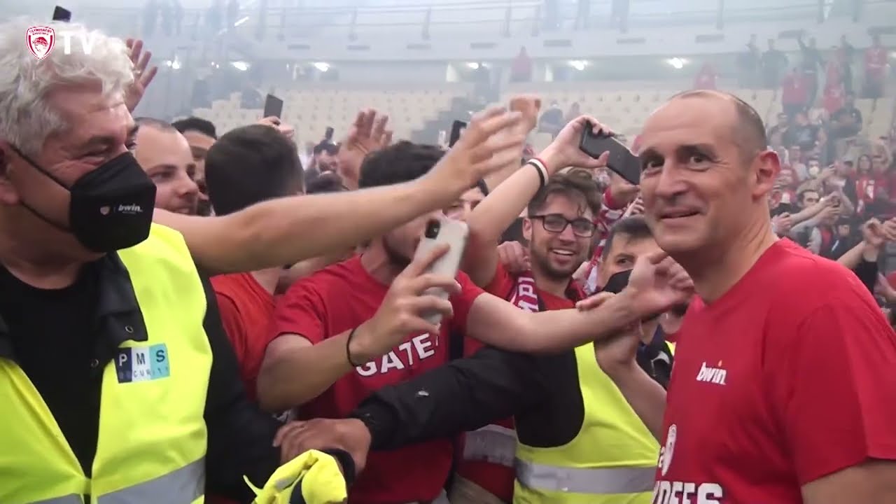 Η αποθέωση των παικτών και των Προέδρων!