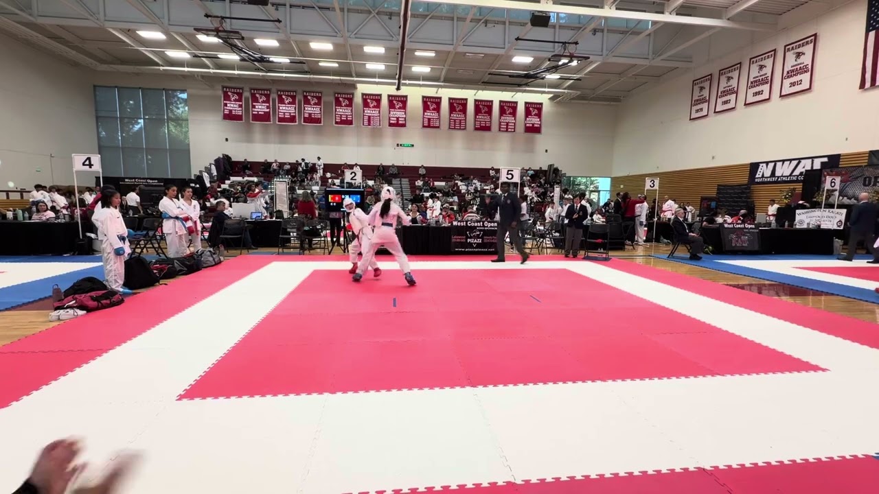 West coast open 2025female kumite 1#karate #kumite #martialarts #sparring 空手道