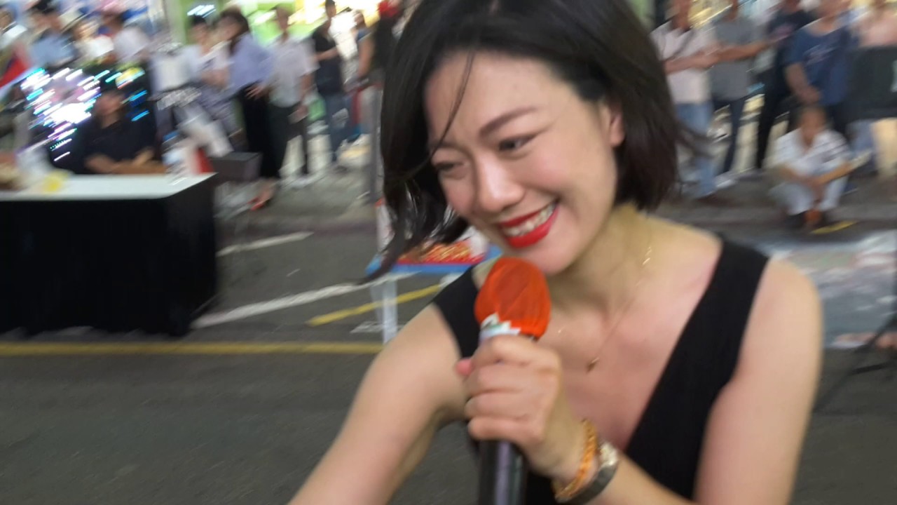 旺角羅文   中年好聲音小龍女龍婷 -- 03/05/2017 你怎麼說 --- (原唱:鄧麗君)