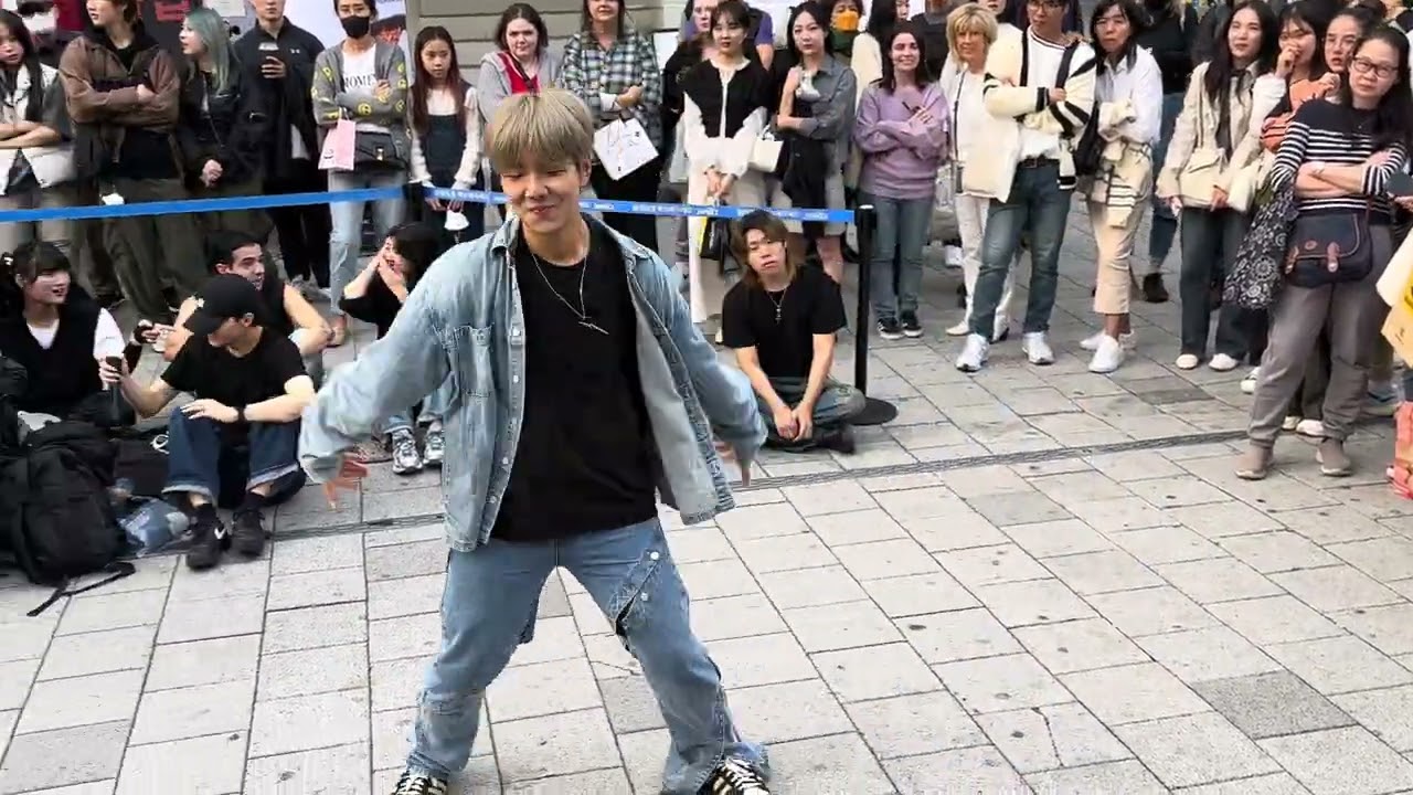 HONGDAE K-POP BUSKING - [BTS] Butter