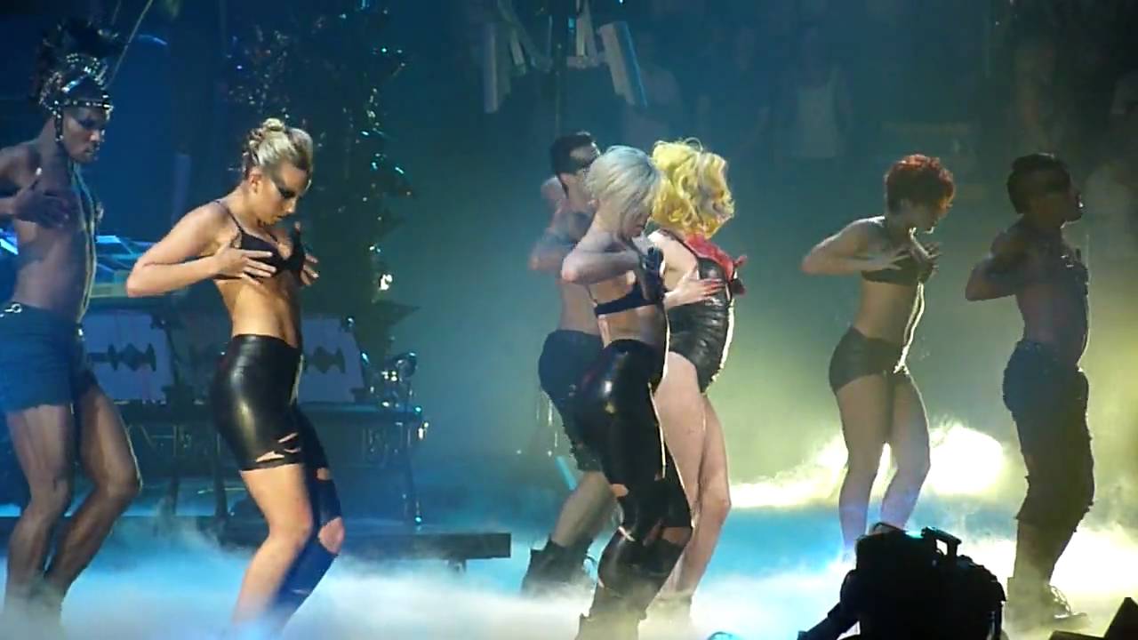 Lady GaGa (HD) - Alejandro (