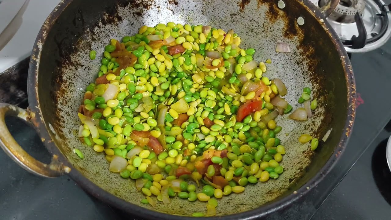 ಹಿತುಕಿದ ಅವರೆಕಾಳು ಮೊಟ್ಟೆ ಸಾರು I Hithikida Avarekalu Egg Sambar