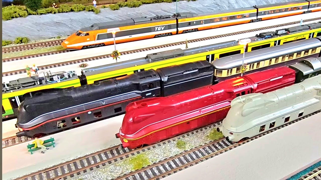 FLEISCHMANN HIGH SPEED BR 03 STREAMLINERS