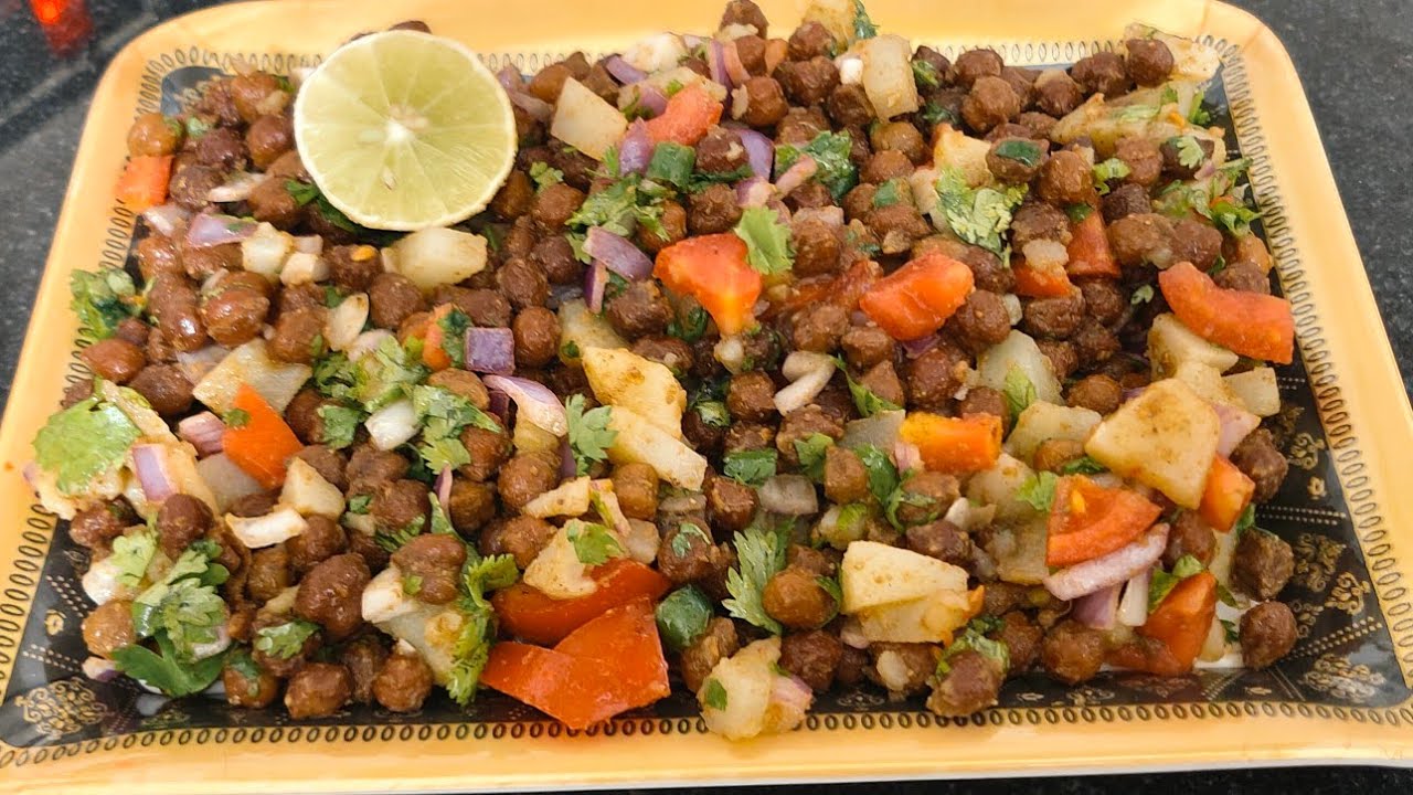 आपके लाडले बच्चो के लिये गोलगप्पा चाट की नयी रेसिपी Ramzan Special Chana Chaat | Iftar Street Recipe