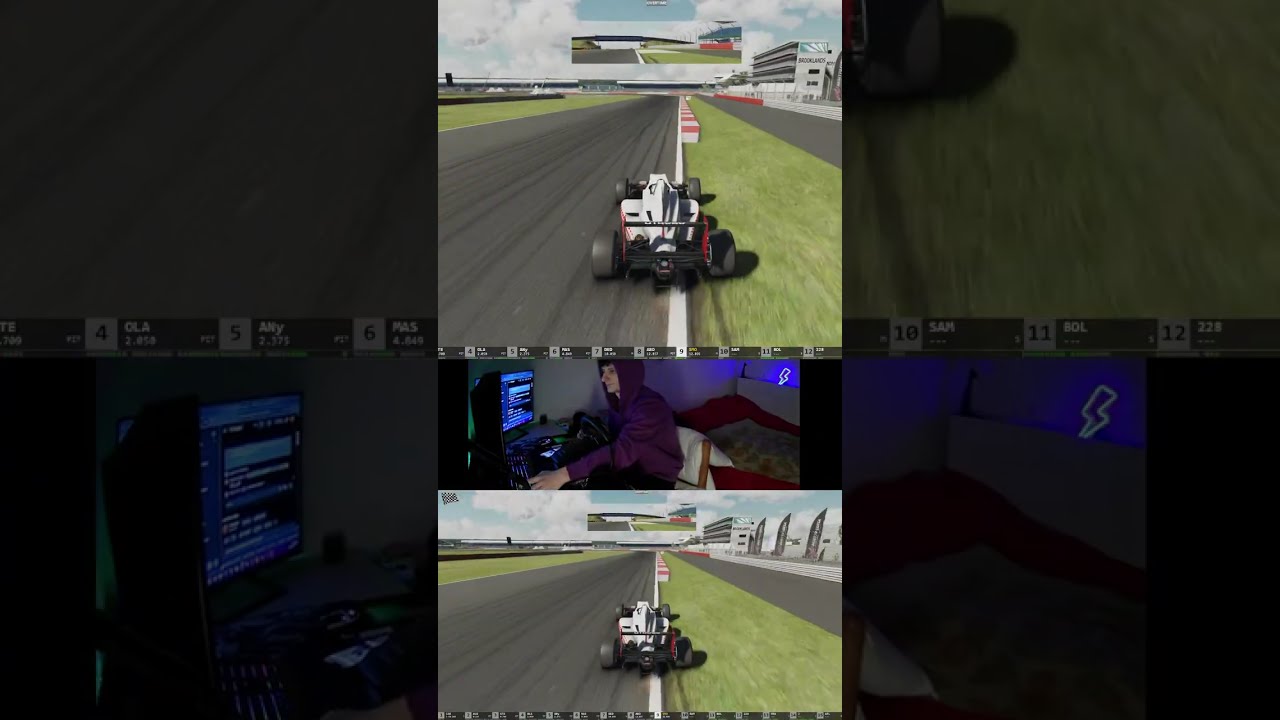 assetto corsa-fortnite-reaction   vivono in bare da 1.5mq