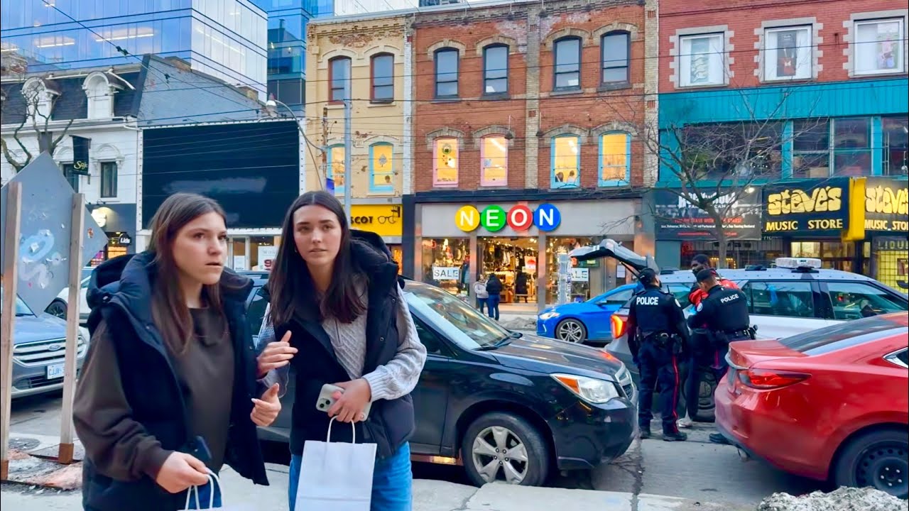 Toronto LIVE